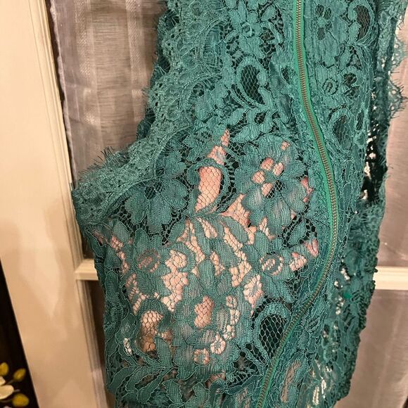Zara 2017/2018 Winter Collection Green Lace Tank - Picture 8 of 10